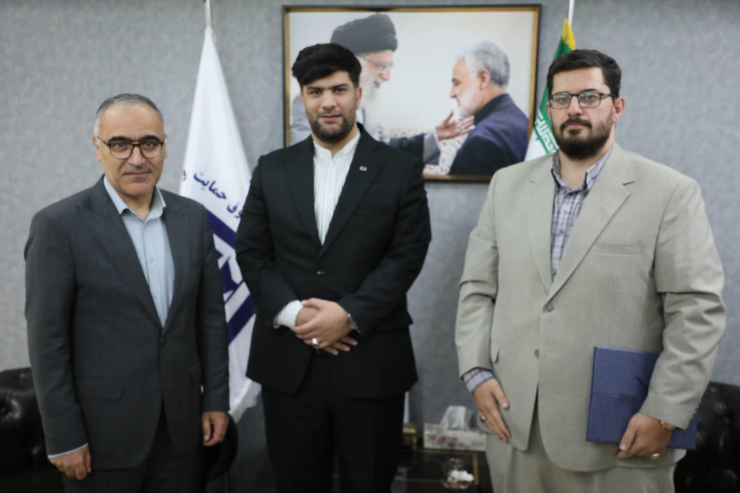 سرپرستی امور بسیج بازنشستگان کارکنان فولاد به محمدحسین پورمعیری سپرده شد/ تجلیل سرپرست صندوق بازنشستگی کشوری از یک خانواده