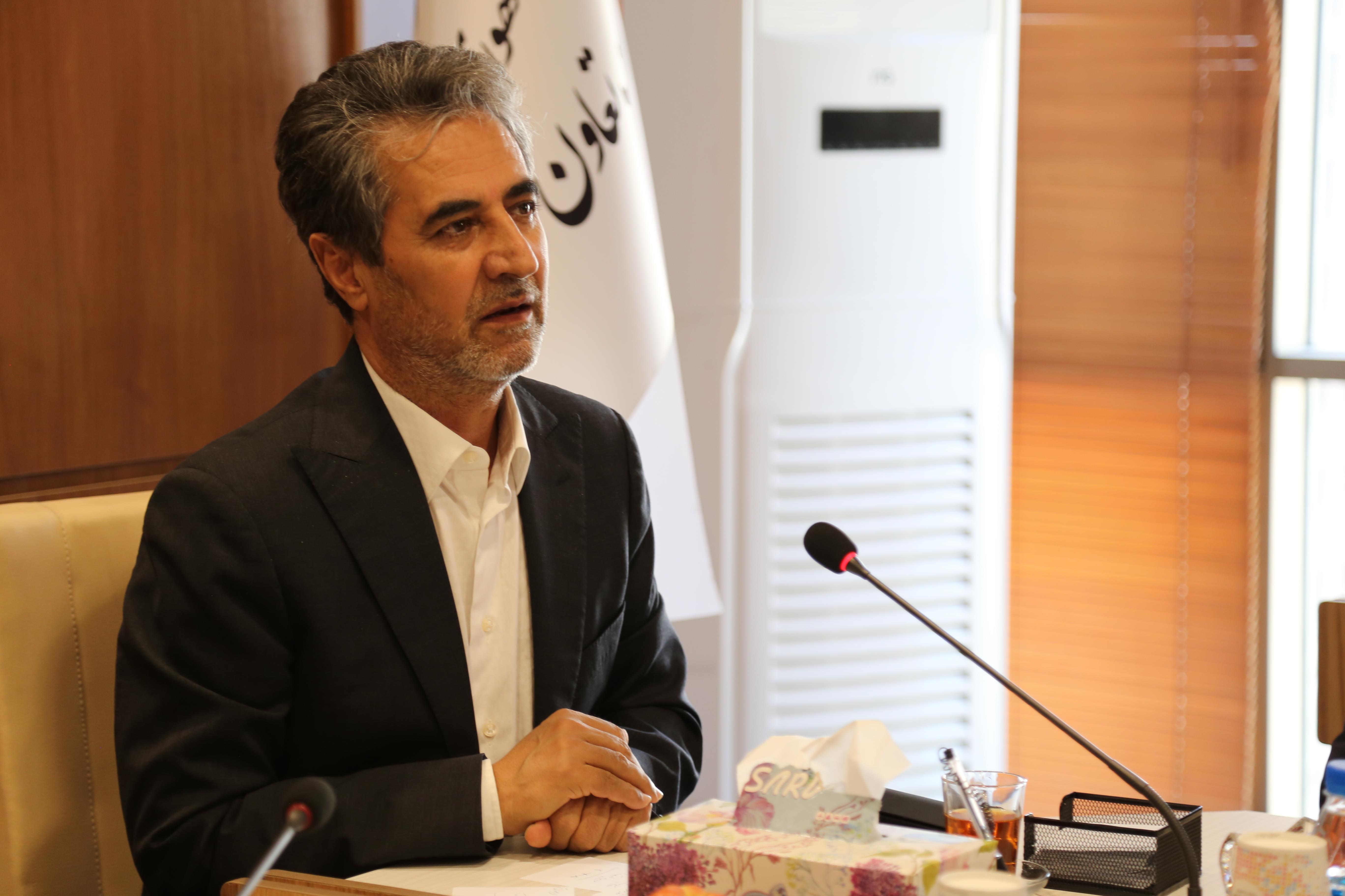 لزوم پرداختن به کار تخصصی و مأموریت‌محور و فاصله گرفتن از حاشیه‌ها