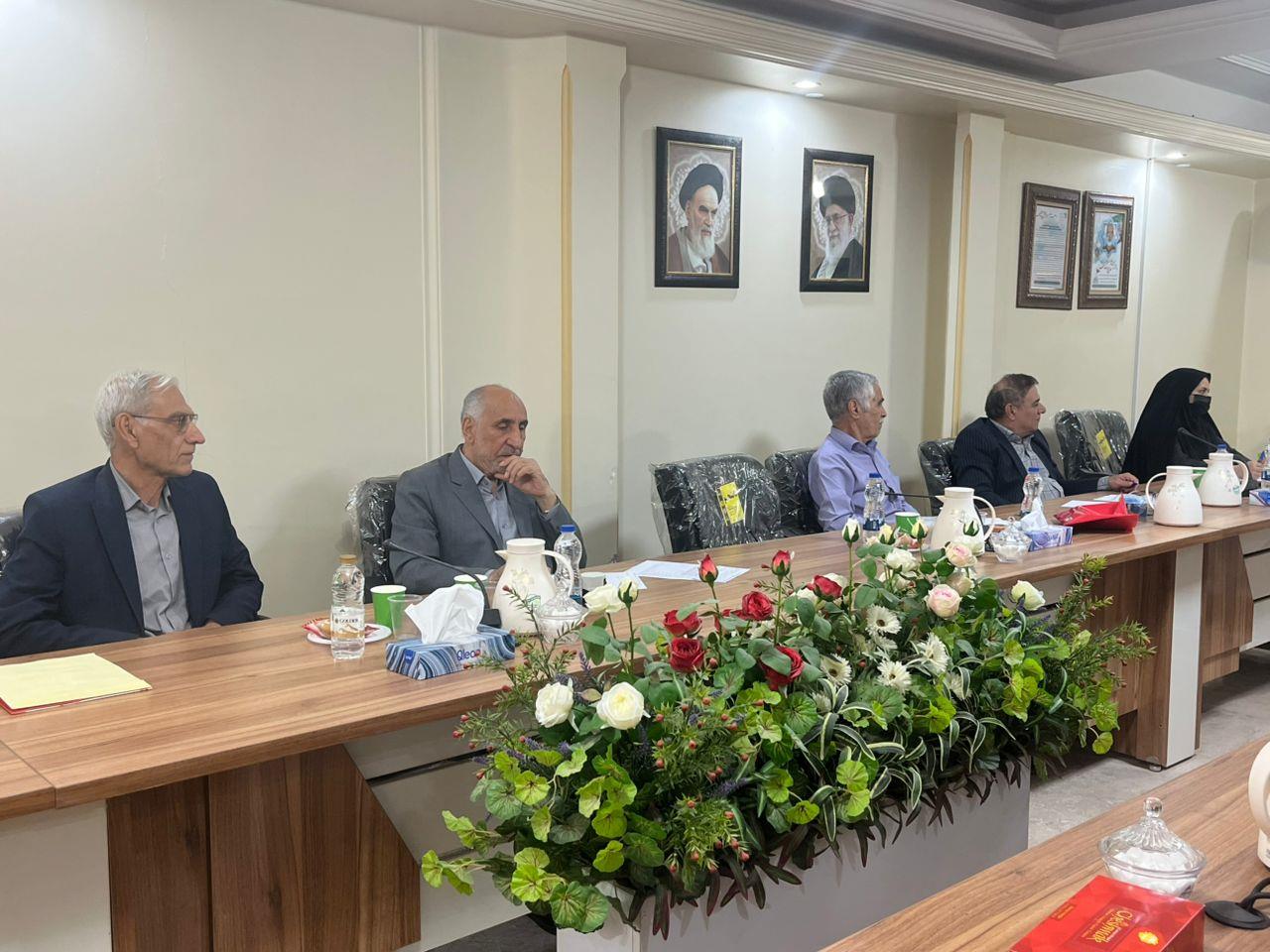 جلسه با کانون ها