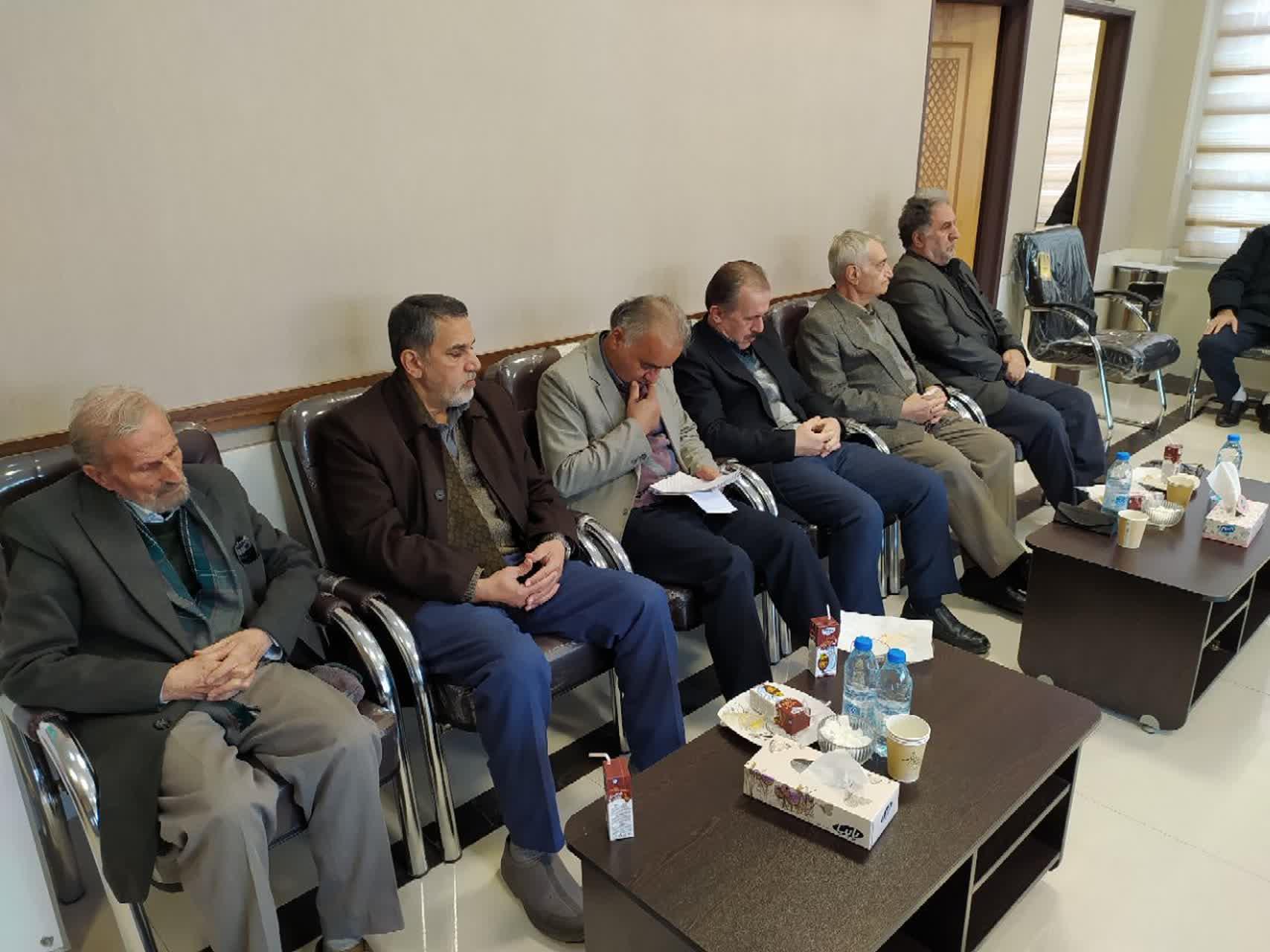 نشست و هم اندیشی