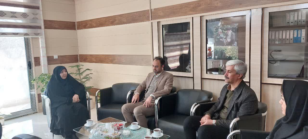 نشست مشترک مدیریت صندوق بازنشستگی با جمعیت هلال احمر خراسان شمالی