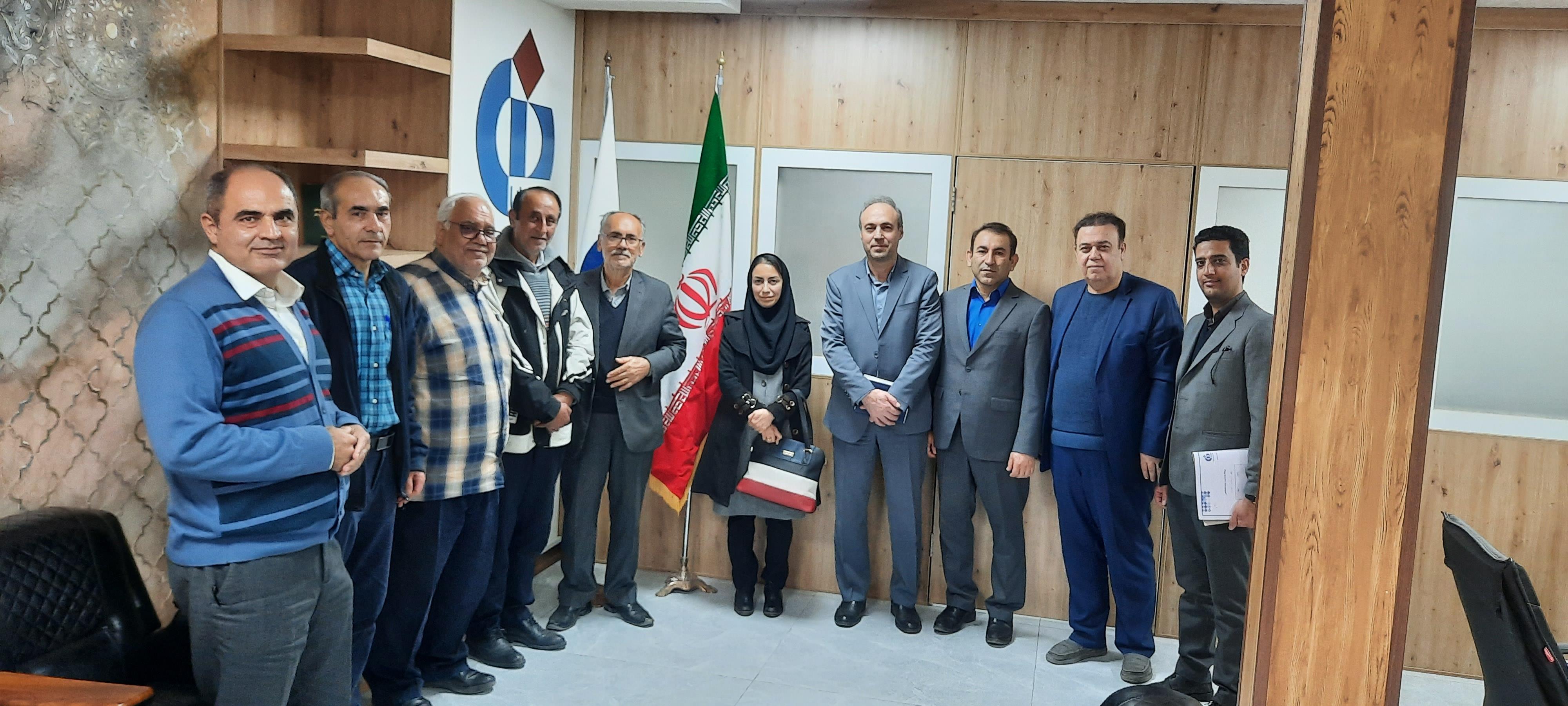 نشست مشترک بیمه دانا و صندوق بازنشستگی کشوری