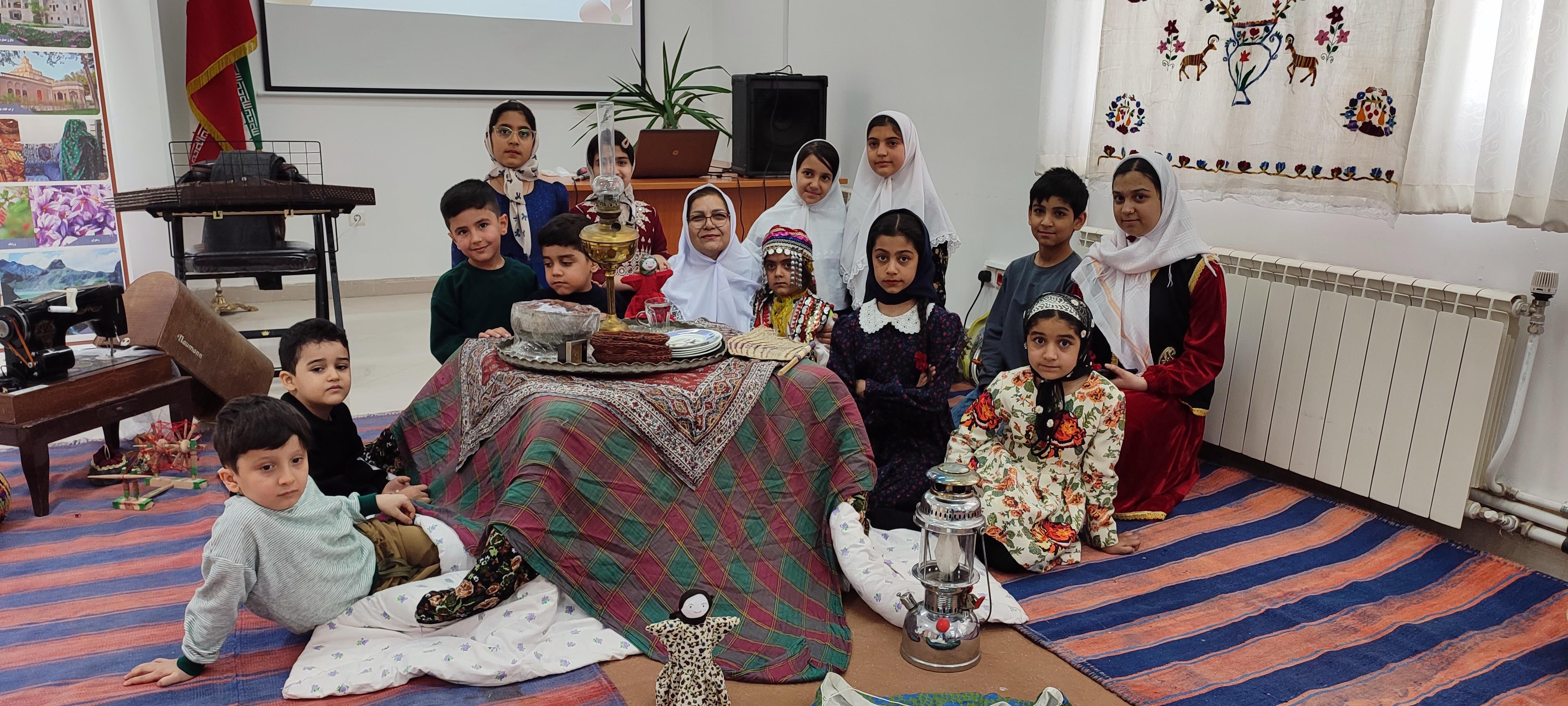 برگزاری جشنواره «ریشه‌ها و شکوفه‌ها» با محوریت پیوند نسل‌ها و احیای آیین‌های بومی