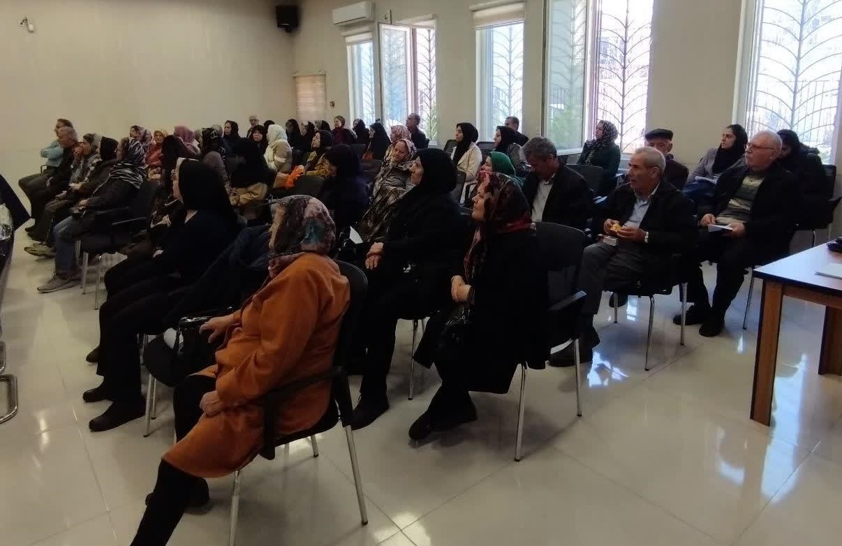 همایش "بهداشت و ایمنی در دوران سالمندی" در همدان برگزار شد