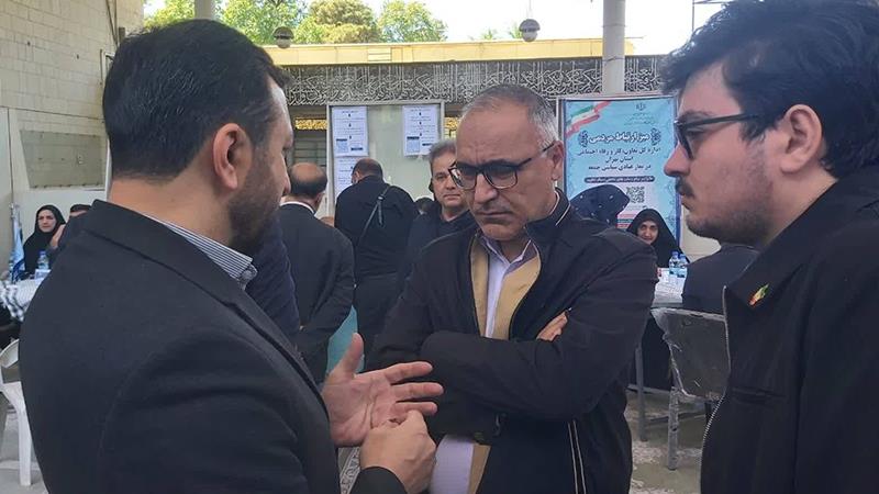 مدیر عامل صندوق بازنشستگی کشوری در میز خدمت نماز جمعه تهران حضور یافت