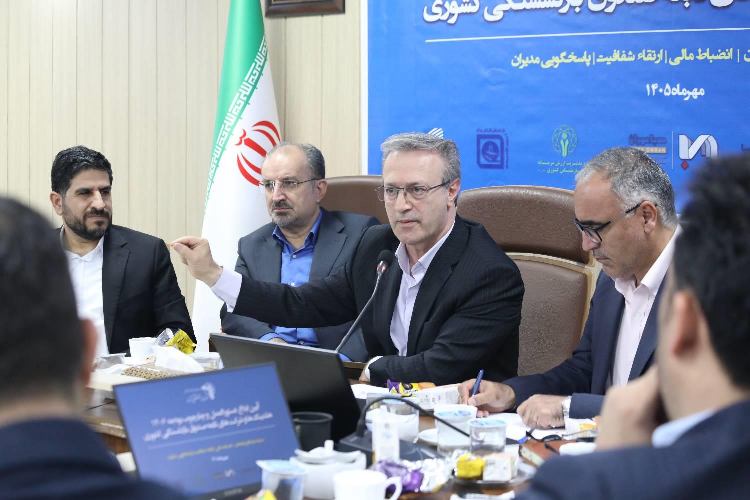 «احمد میدری» بر اصلاح ساختارها و پایبندی به اصول مدیریتی تأکید دارد/ انضباط اداری، شفافیت و انتخاب مدیران شایسته،