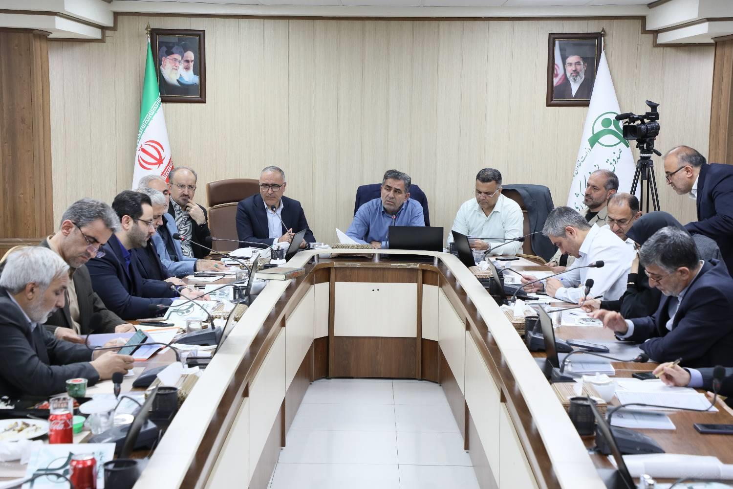 نشست مشترک رئیس و اعضای کمیسیون اجتماعی مجلس و مدیران صندوق بازنشستگی کشوری 11