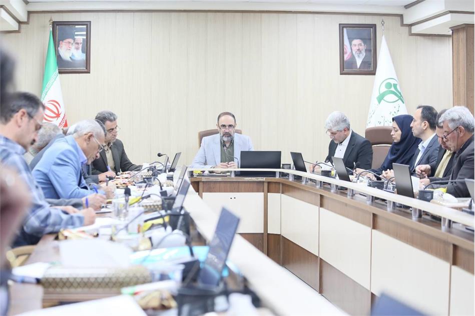 فراخوان صندوق بازنشستگی برای مشارکت شرکت‌های بیمه‌گر در مناقصه ۱۴۰۵/ برگزاری نشست مشورتی با کانون‌های بازنشستگی و فعالان صنعت