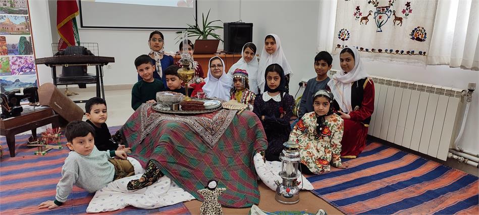 برگزاری جشنواره «ریشه‌ها و شکوفه‌ها» با محوریت پیوند نسل‌ها و احیای آیین‌های بومی