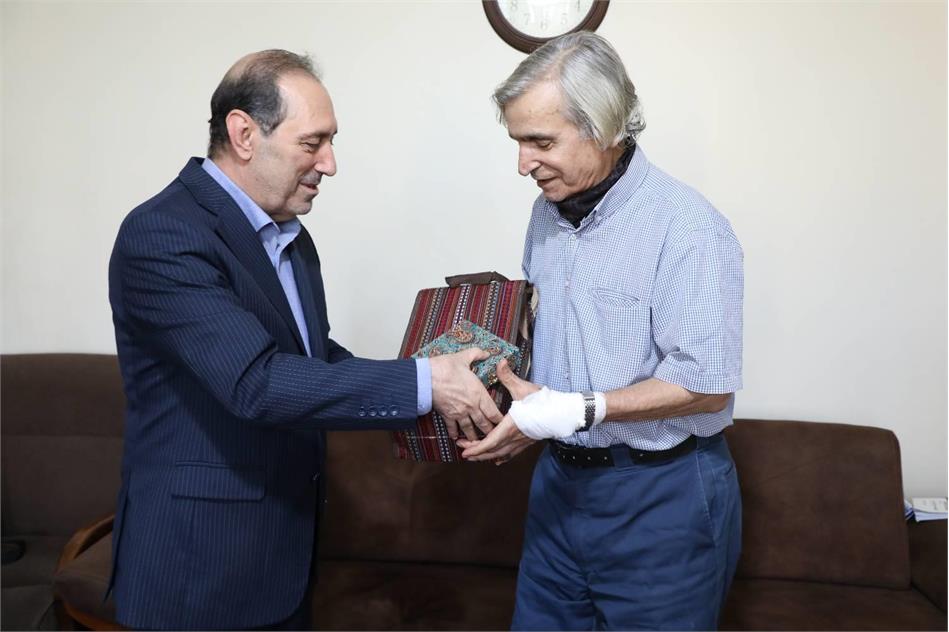 عیادت عضو هیأت مدیره صندوق بازنشستگی کشوری از سید یونس آبسالان