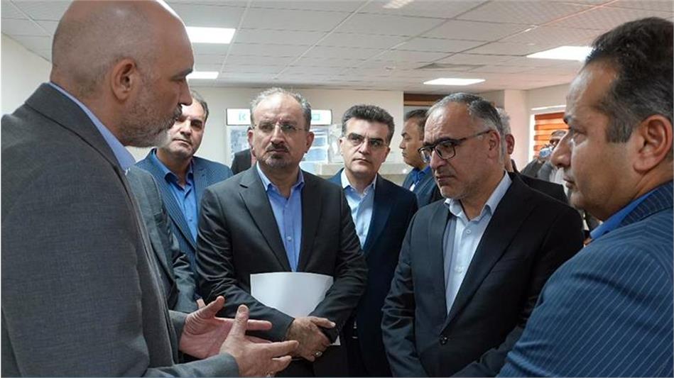 بررسی مسائل بازنشستگان و بازدید از شرکت‌های تابعه در سفر دکتر ازوجی به اصفهان