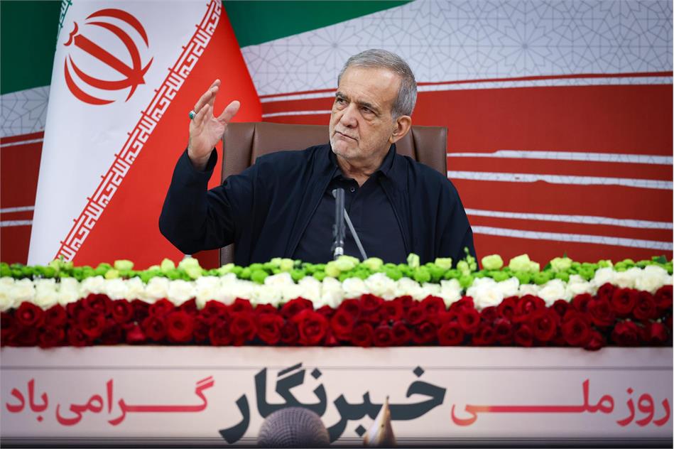 امروز مهم‌ترین دغدغه و نگرانی بنده معیشت مردم است/ انسجام اجتماعی و حضور مردم مهم‌ترین عامل ناکام ماندن محاسبات دشمنان