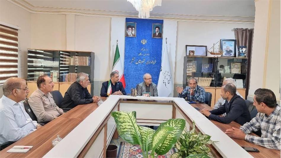 نشست هم‌افزایی صندوق بازنشستگی هرمزگان و فرمانداری قشم برگزار شد