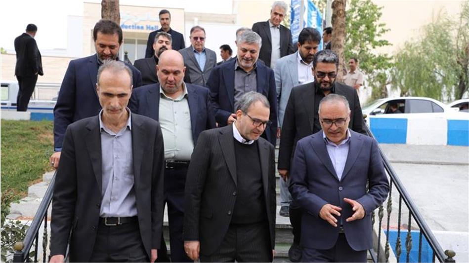 تأکید مدیرعامل صندوق بازنشستگی کشوری بر توسعه تولید شیرخشک نوزاد و دستیابی به خودکفایی ملی