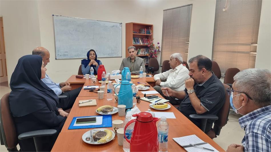 دومین جلسه هیأت امنای خانه‌های امید بازنشستگان استان هرمزگان برگزار شد