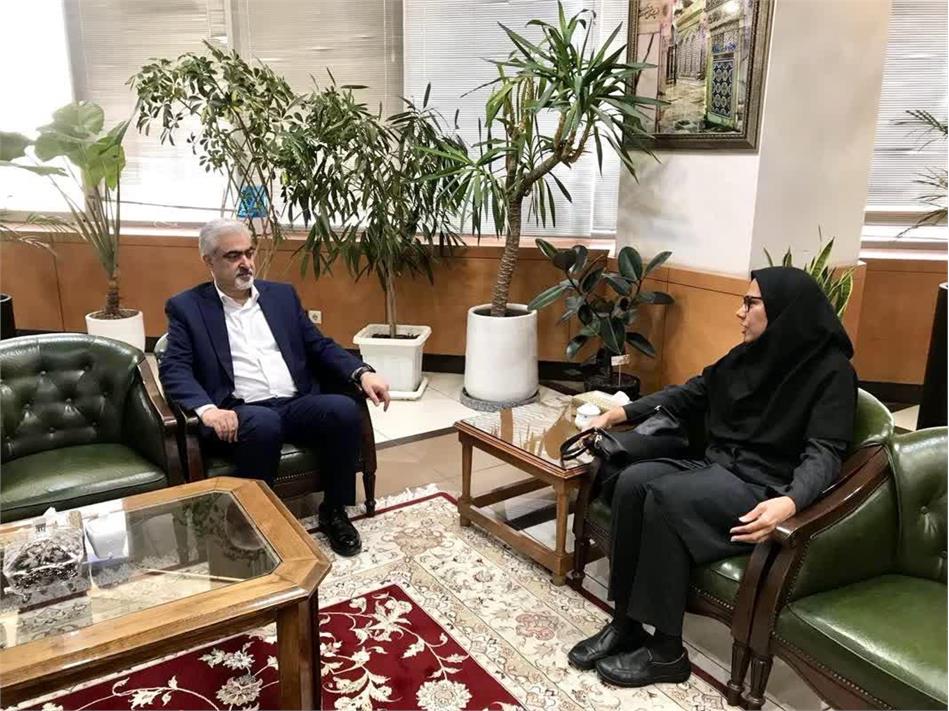 برگزاری  جلسه هم افزایی  مدیر صندوق بازنشستگی کشوری استان خراسان رضوی با مدیر شعب بانک صادرات استان خراسان رضوی