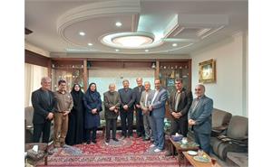 تجلیل از خانواده شهید در سبزوار 3