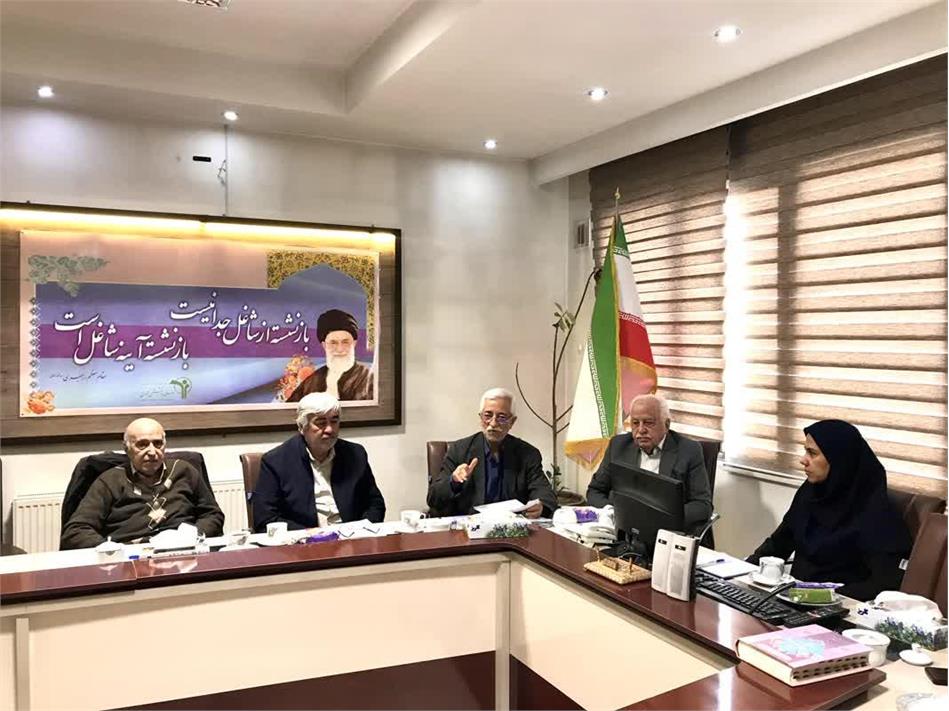 جلسه هم اندیشی مدیر صندوق بازنشستگی خراسان رضوی با روسای کانون‌های بازنشستگان استان