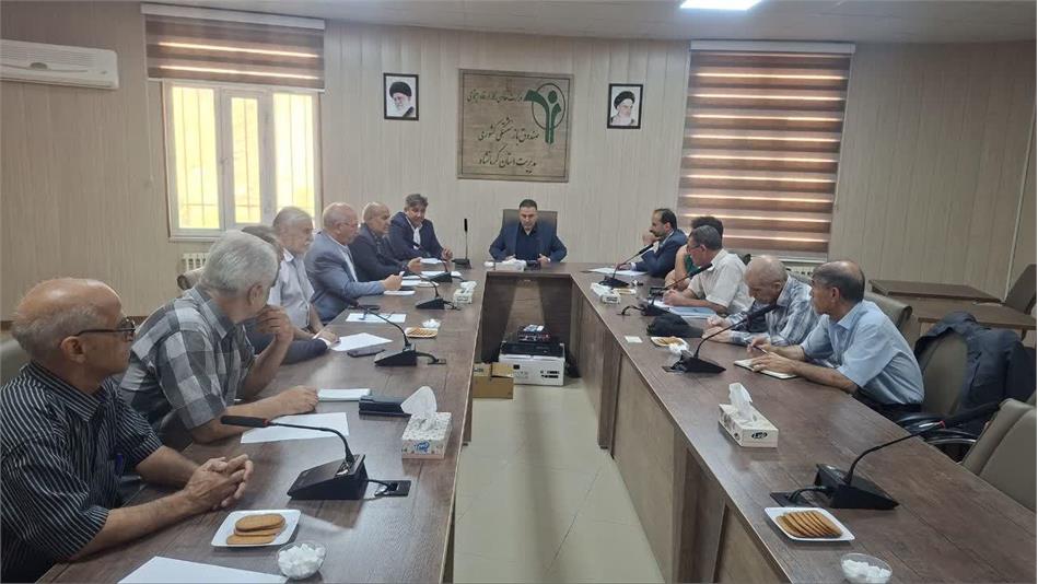 دومین نشست هم اندیشی مدیر صندوق بازنشستگی و روسای کانون های بازنشستگان استان کرمانشاه با رئیس شعبه بیمه دانا
