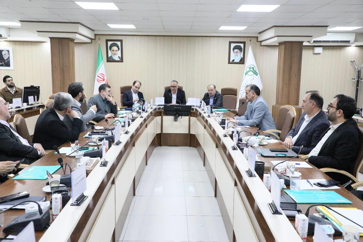 نشست مدیران ستادی و استانی صندوق بازنشستگی کشوری و فولاد 6